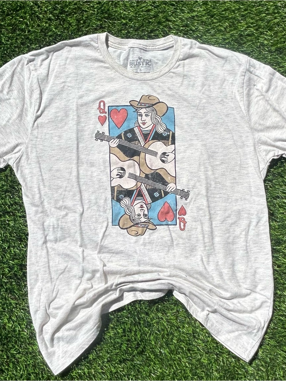 Rustic Blue/White Graphic Queen of Hearts Guitar T-Shirt